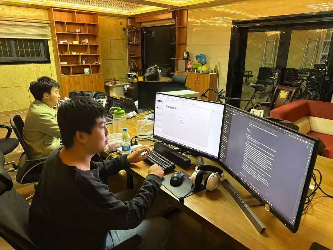 青年湖南|00后CEO休学创业，，，，，，，，养活了长沙好几家公司